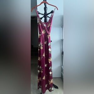 Amazon Women's Floral Maxi Dress - Burgundy
